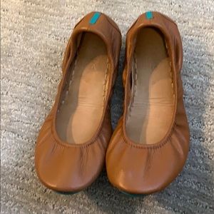 Chestnut Brown Tieks size 8